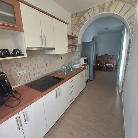 Apartments Amfora Barbat na Rabu Exterior photo