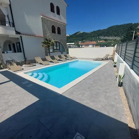 Apartments Amfora Barbat na Rabu Exterior photo