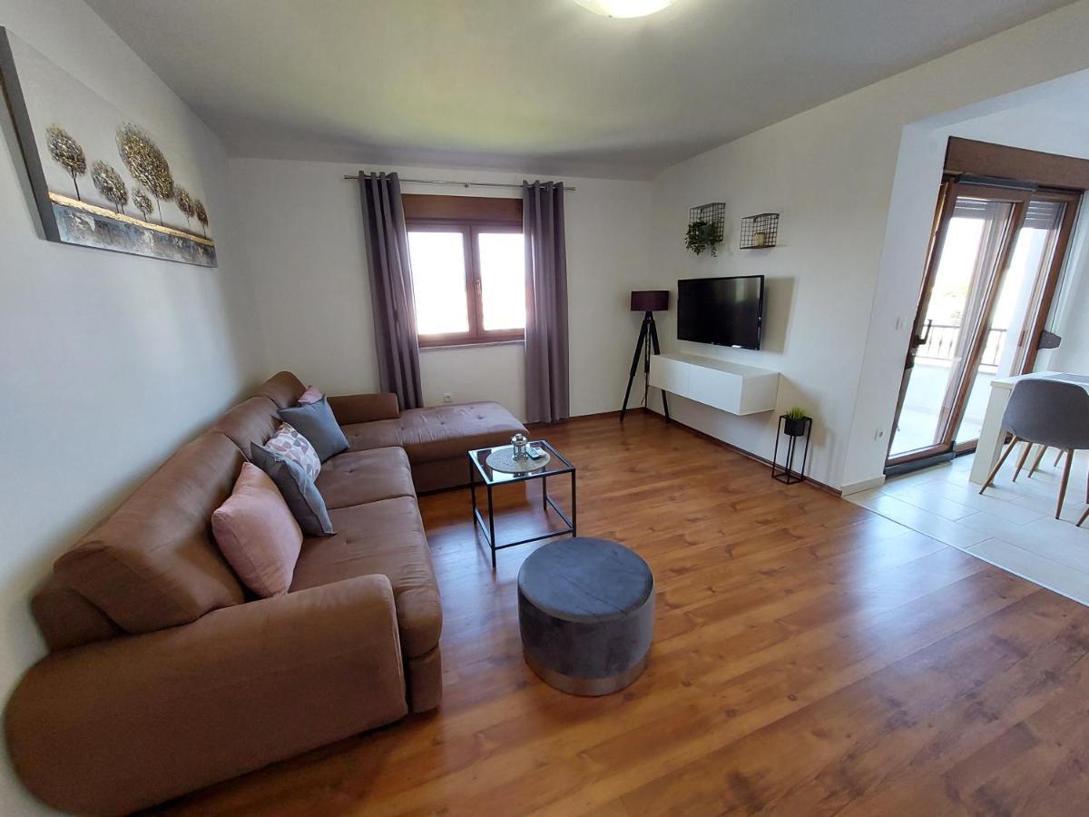 Apartment Amfora *