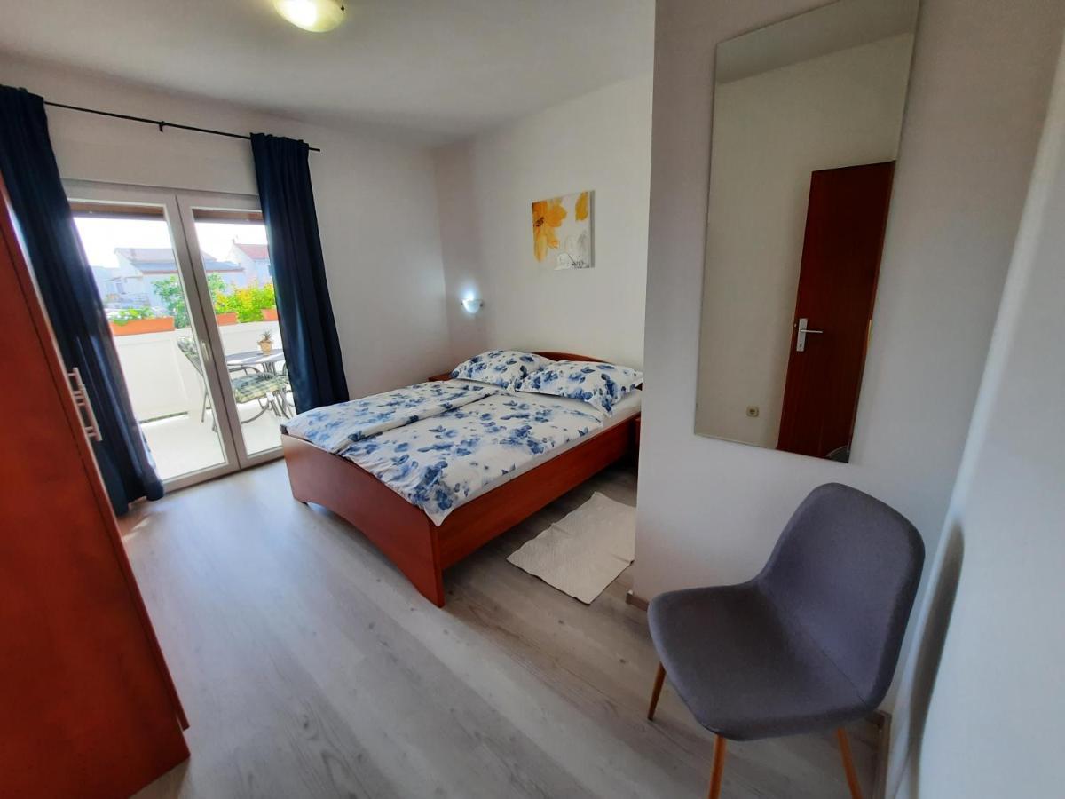 Amfora Apartment *